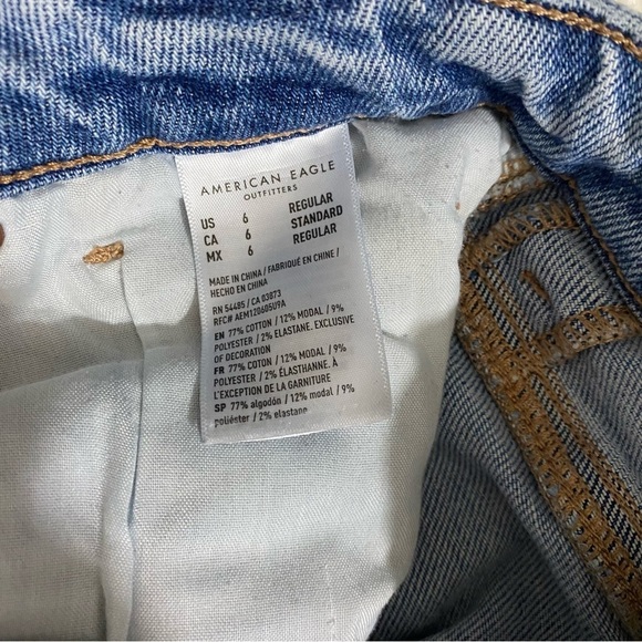 American Eagle Mom Jeans Distressed Stretch Size 6 - Picture 11 of 11
